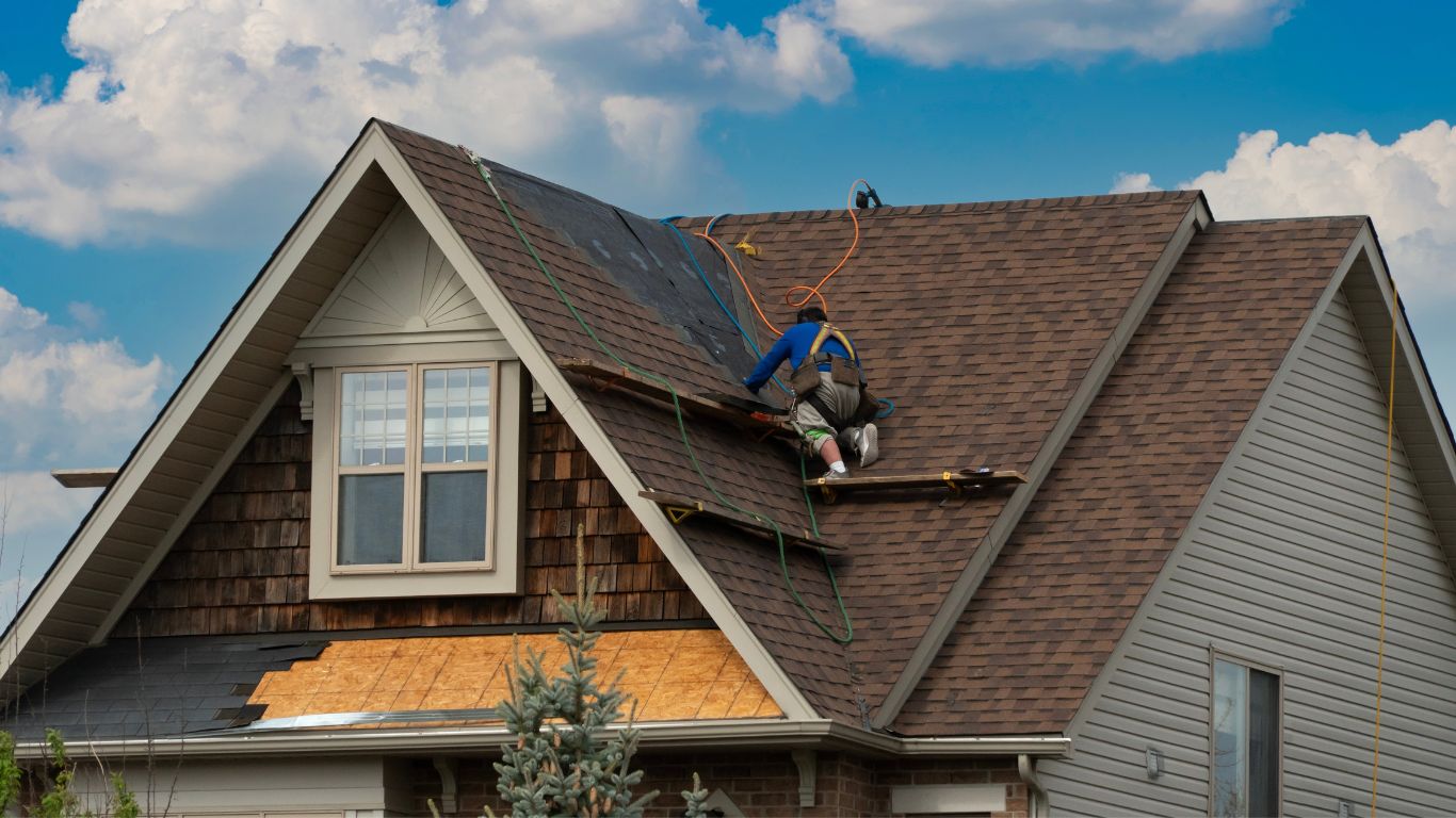 signs you need a roof replacement atlanta