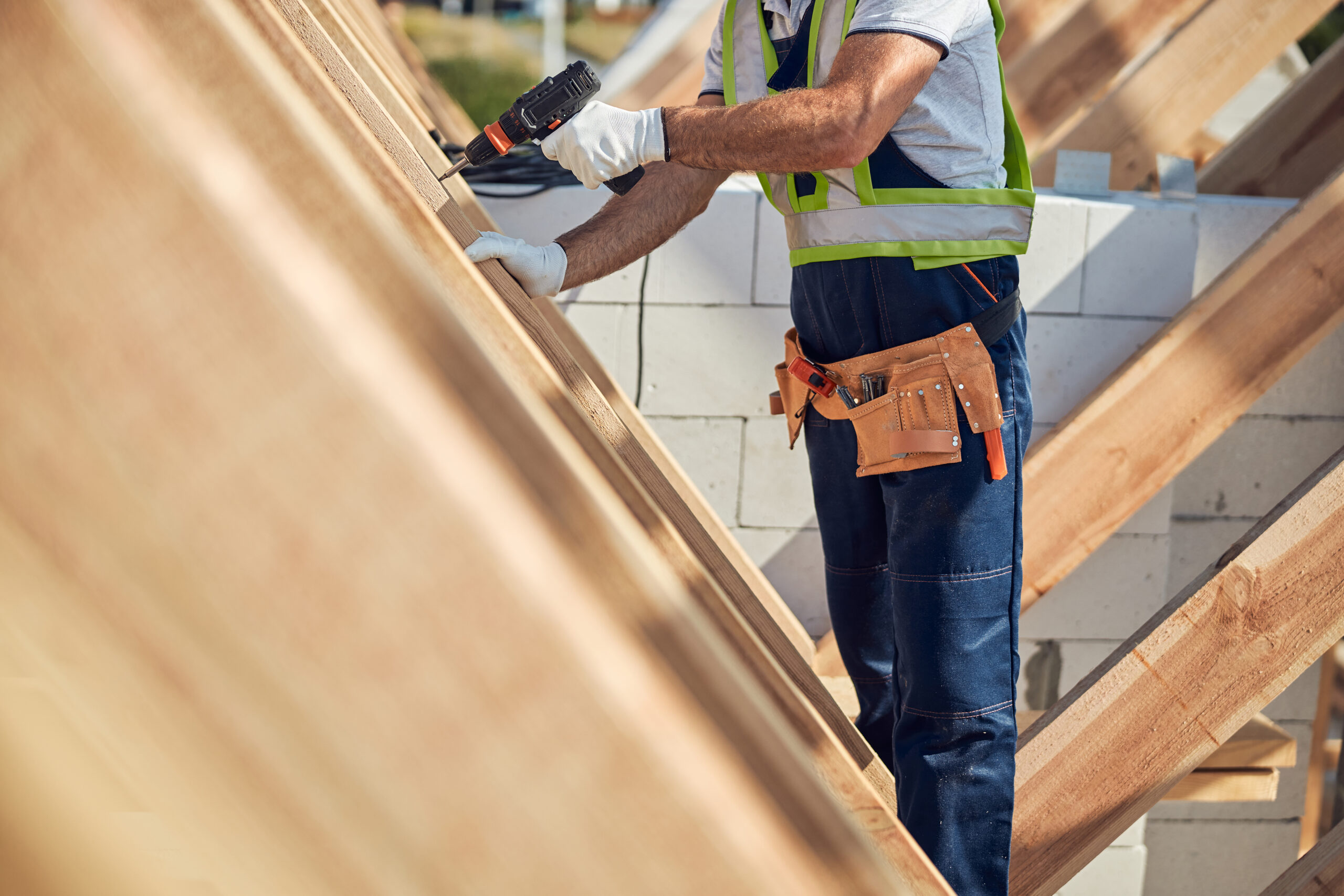 How to Pick a Roofing Contractor